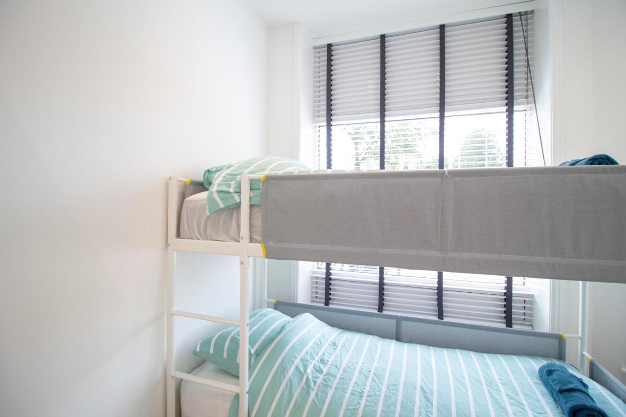 Escamp Apartments กรุงเฮก ภายนอก รูปภาพ