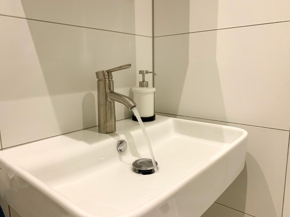 Escamp Apartments กรุงเฮก ภายนอก รูปภาพ